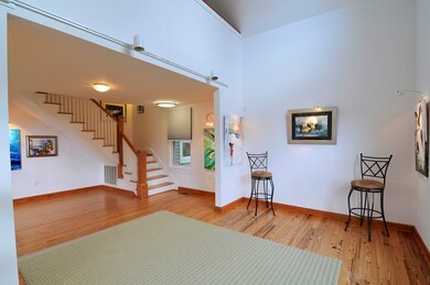 Foyer & Other