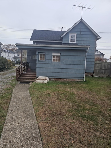 49 Arnold Ave, West Babylon, NY 11704 - photo 3