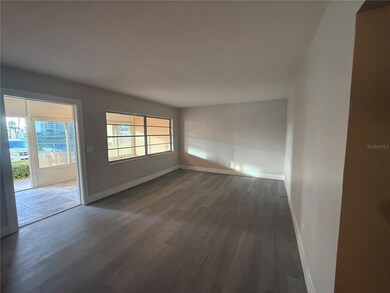 4700 Cove Cir unit 108, Saint Petersburg, FL 33708 - photo 7