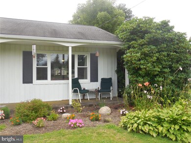 930 Diamond St, Sellersville, PA 18960 - photo 2