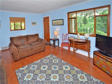 Large Living Room with Lots of Light
