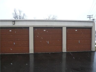 Parking Lot/Garage