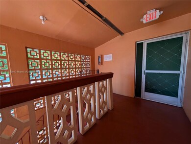 19080 NE 3rd Ct unit 311, Miami, FL 33179 - photo 3