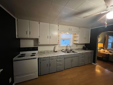 510 N Union St, Mauston, WI 53948 - photo 3