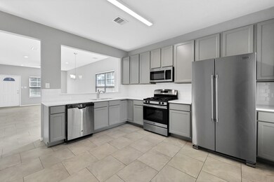 974 Ellington Street Unit B St unit AB, Houston, TX 77088 - photo 5