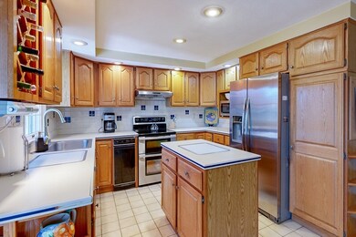 20 Forest St, Medfield, MA 02052 - photo 7