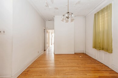 208 Oak St, Weehawken, NJ 07086 - photo 4