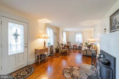 912 Collegeville Rd, Collegeville, PA 19426 - photo 4