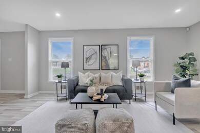 4706 Birchtree Ln, Temple Hills, MD 20748 - photo 2