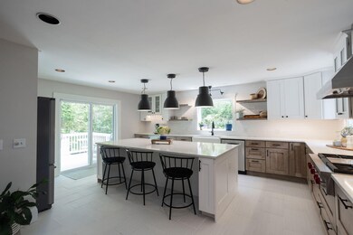 276 Foreside Rd, Cumberland