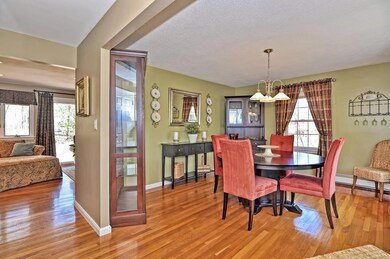 22 Slipper Hill Ln, Jefferson, MA 01522 - photo 5