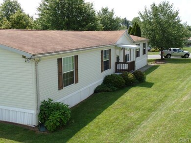 3473 Sherman Dr, Macungie, PA 18062 - photo 4