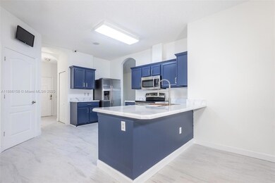 1631 Open Field Loop, Brandon, FL 33510 - photo 6