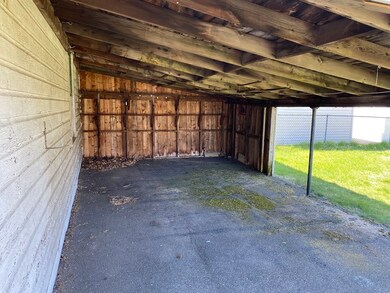 43-45 Pine St, Ludlow, MA 01056 - photo 6