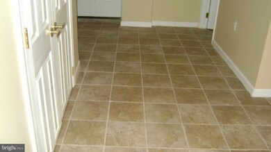 5504 Leith Rd, Baltimore, MD 21239 - photo 4