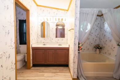 171 Zurich Dr, Lynwood, IL 60411 - photo 5