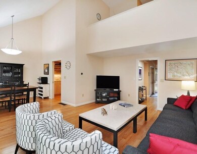 17 Cranberry Ln, Concord, MA 01742 - photo 4