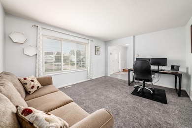 009_t Grove City OH 43123 USA