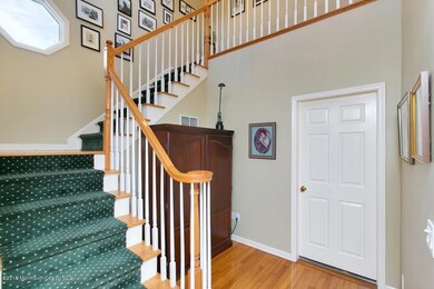 Foyer - Staircase