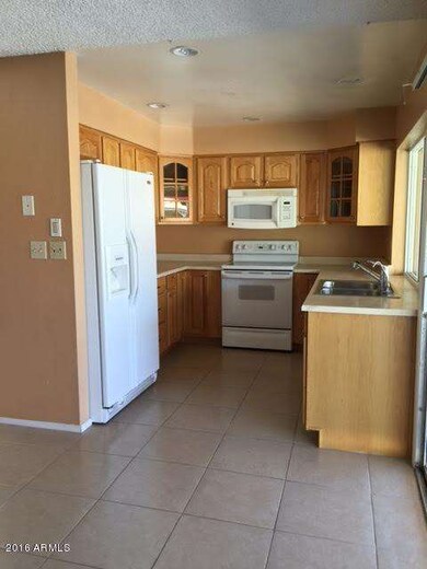 tam_kitchen_1