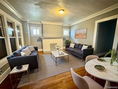 8790 Kimberly Ct unit 2, Detroit, MI 48204 - photo 3