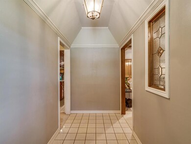 300 Carolyn Dr, Bedford, TX 76021 - photo 3