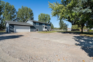 672 Shadow Ln, Kalispell, MT 59901 - photo 2