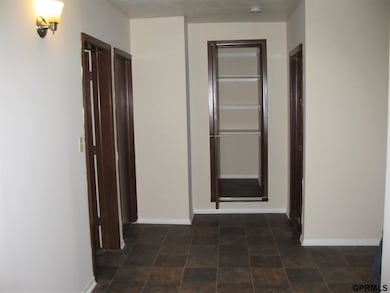 1802 Chandler Rd W unit 5, Bellevue, NE 68147 - photo 6