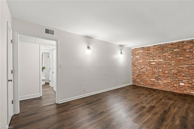 372 S Cherry St unit B, Kernersville, NC 27284 - photo 5