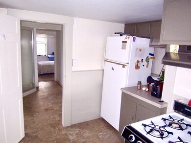 26 Washington Square unit 4, Marblehead, MA 01945 - photo 3