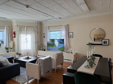 392 West Ave unit 1 R, Pawtucket, RI 02860 - photo 3