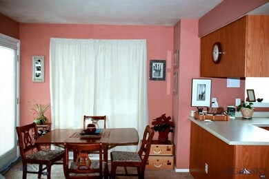 8-Livingroom2