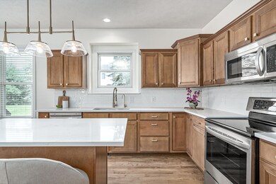 2670 Avalon Woods Ct, Portage, MI 49024 - photo 6