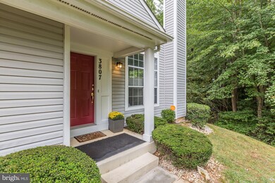 3807 Eaves Ln, Bowie, MD 20716 - photo 2