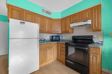 500 John F. Kennedy Blvd unit 401, North Wildwood, NJ 08260 - photo 4