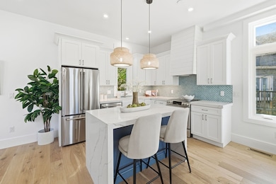 35 Richardson St unit Cottage, Somerville, MA 02145 - photo 6