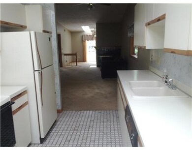 6 Shadow Brook Dr unit 6F, Warwick, RI 02886 - photo 2