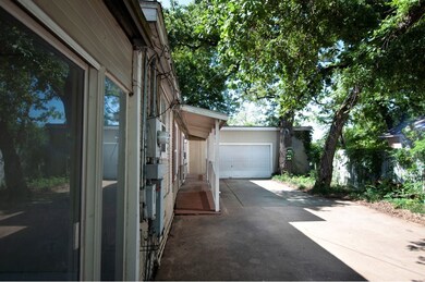 909 Wakefield Dr, Houston, TX 77018 - photo 2