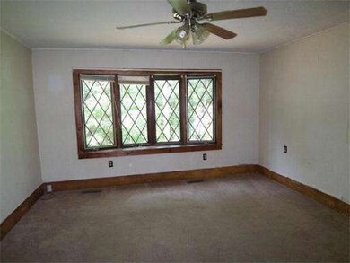 50 Cottage St, Orange, MA 01364 - photo 2