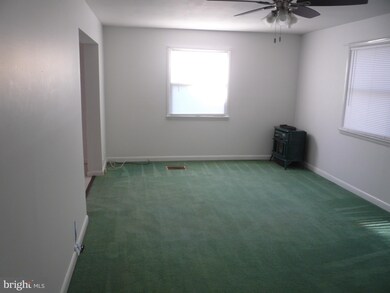 52 E Park Ave, Maple Shade, NJ 08052 - photo 7