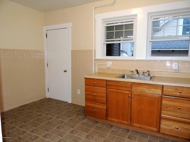 609 Navesink Ave unit B, Ocean Gate, NJ 08740 - photo 7