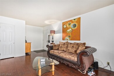 5260 River Glen Dr unit 262, Las Vegas, NV 89103 - photo 4