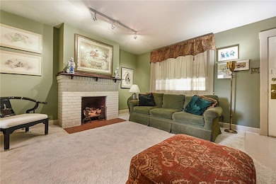 Decorative fireplace