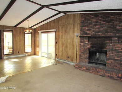 106 Hickory Dr, Hawley, PA 18428 - photo 5