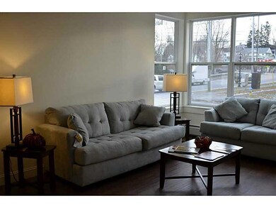 Living Room. Comfortable and cozy!