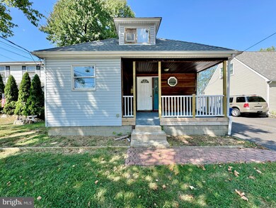 30 S Clinton Ave, Maple Shade, NJ 08052 - photo 2