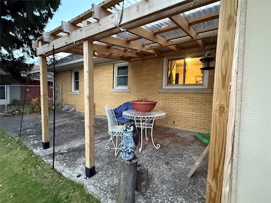 3026 Caton St, Erie, PA 16506 - photo 7