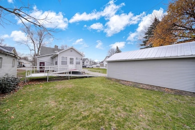 202 E Locust St, Morenci, MI 49256 - photo 2