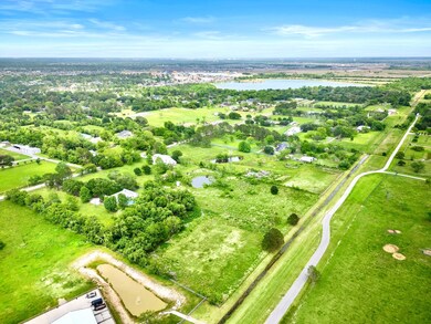 1901 & 1905 Schulte Ln, Friendswood, TX 77546 - photo 5