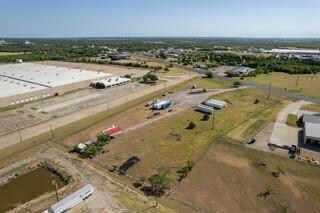 2300 S Bus 45, Corsicana, TX 75110 - photo 7